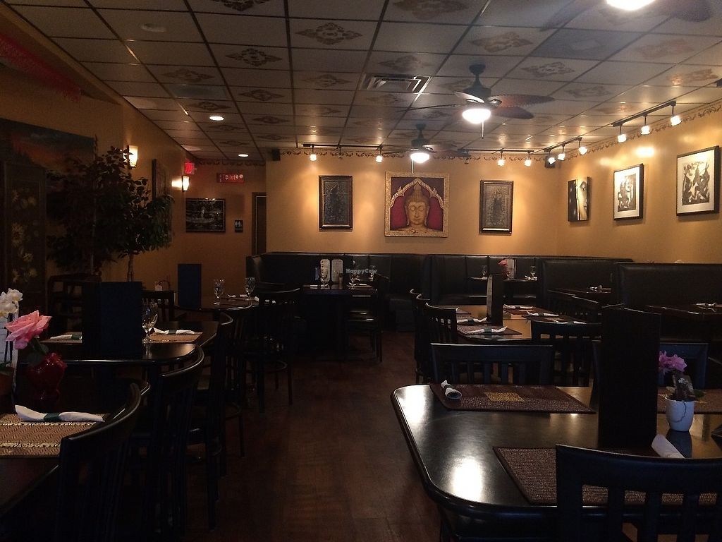 7 Best Thai Restaurants in Florida: Local Gems to Michelin Stars