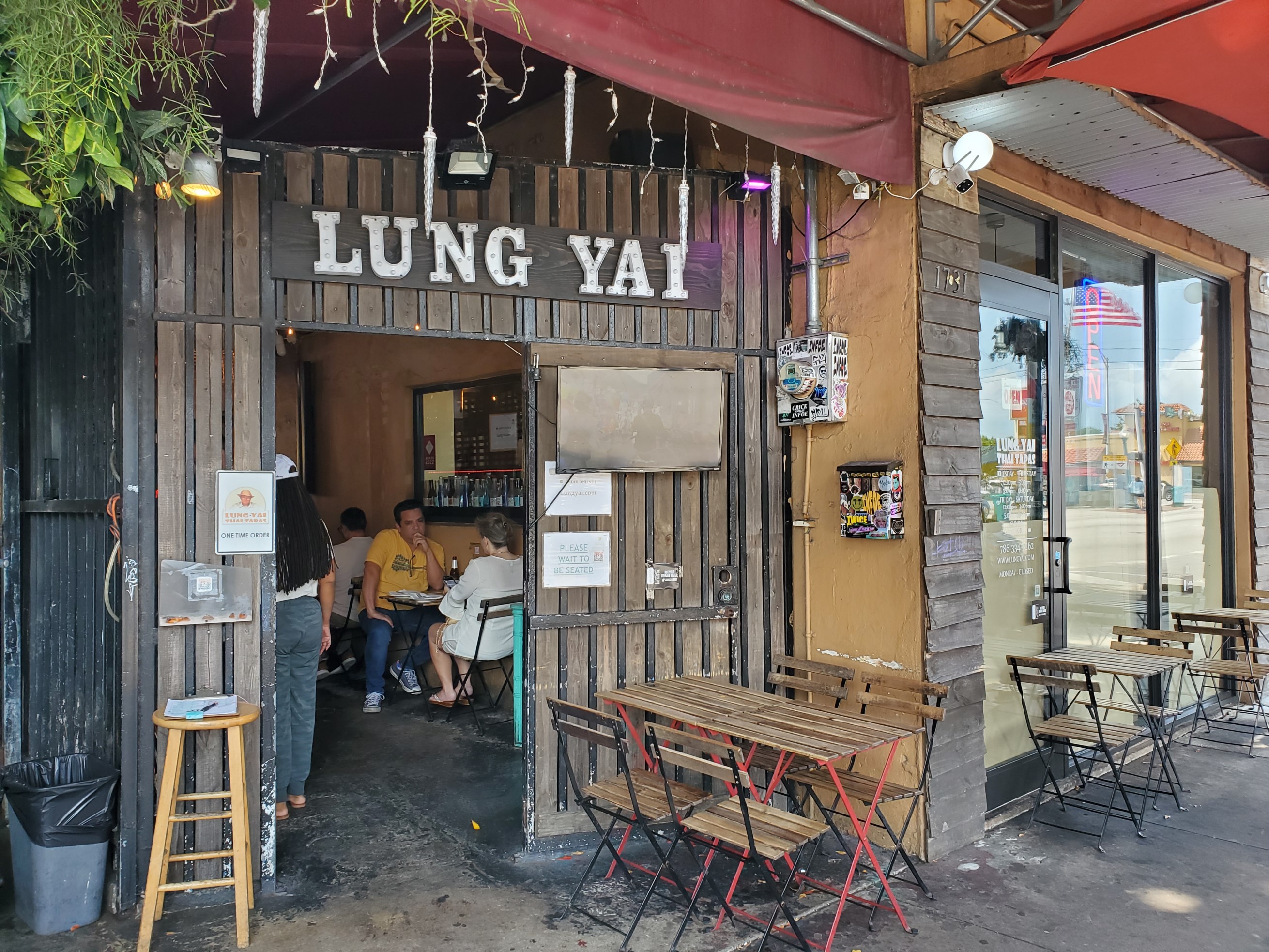 7 Best Thai Restaurants in Florida: Local Gems to Michelin Stars