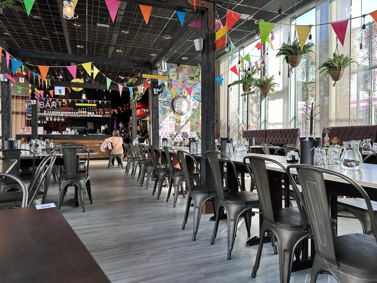 7 Best Thai Restaurants in Florida: Local Gems to Michelin Stars