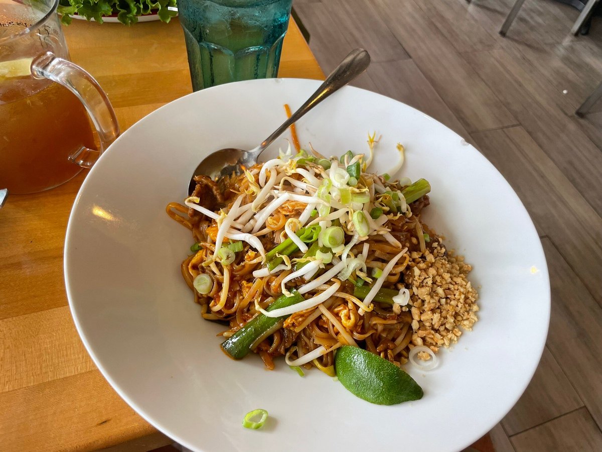 Best Pad Thai in Florida: 7 Authentic Thai Restaurants