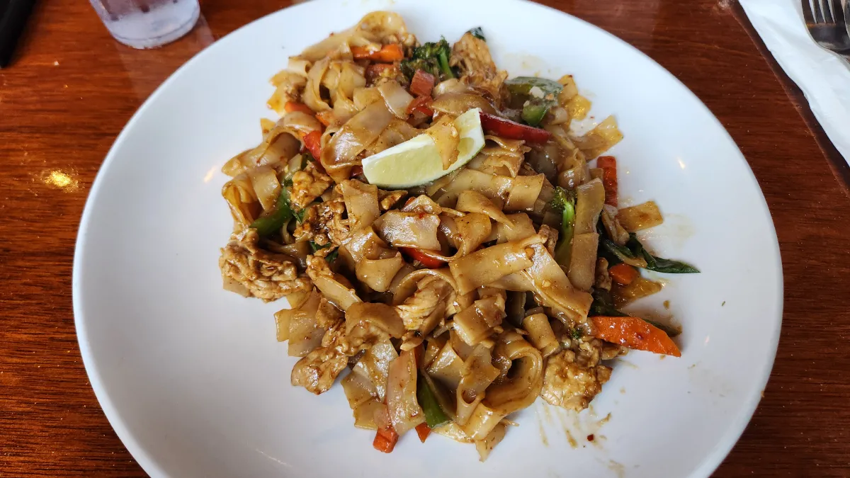 10 Best Thai Drunken Noodles in Florida