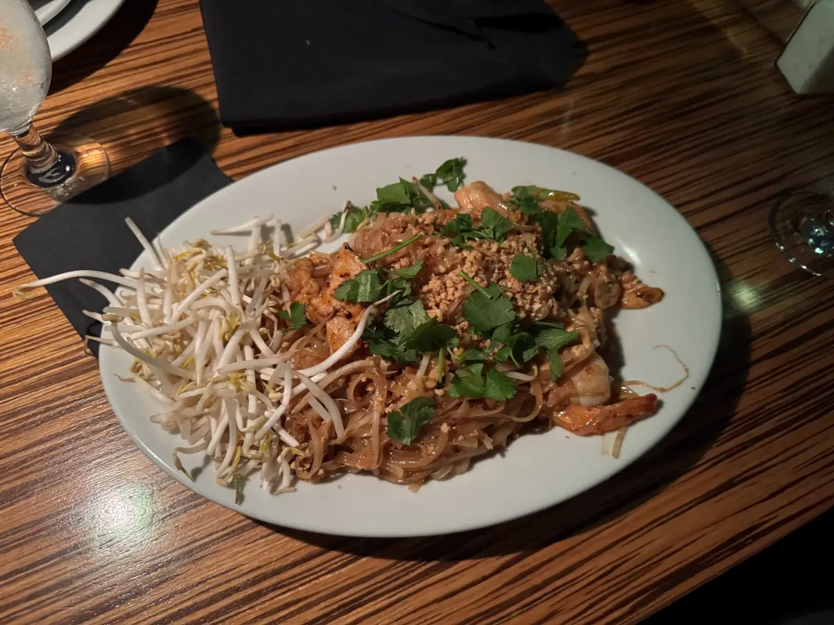 10 Best Thai Noodles Florida: Your Ultimate Foodie Guide